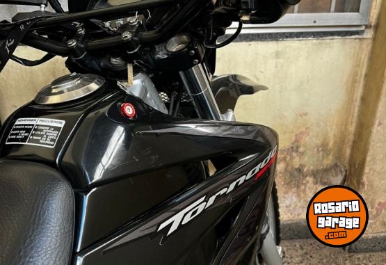 Motos - Honda tornado 2008 Nafta 14200Km - En Venta