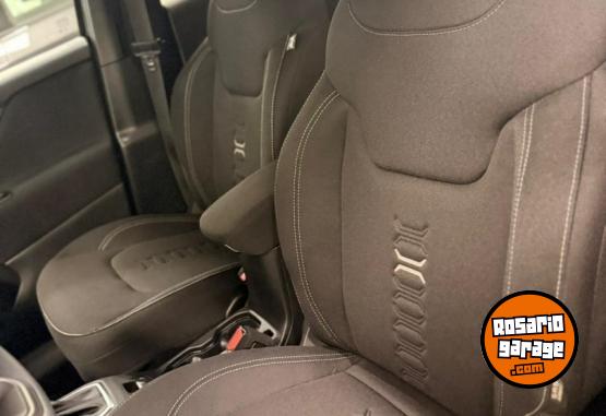 Camionetas - Chrysler JEEP RENEGADE AT6 1.3T 2026 Nafta 0Km - En Venta