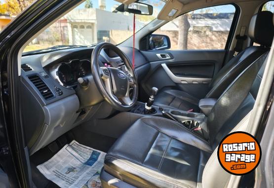 Camionetas - Ford Ranger Límited 3.2 4x4 2015 Diesel 161000Km - En Venta