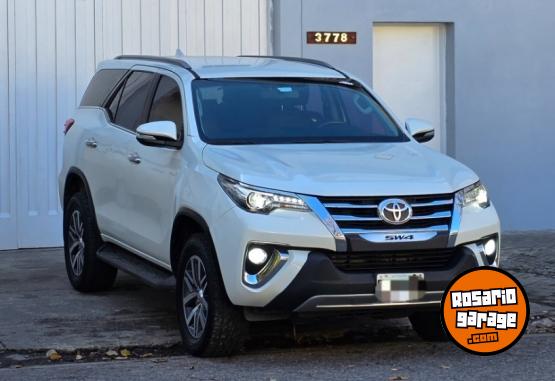 Camionetas - Toyota SW4 SRX 2016 Diesel  - En Venta