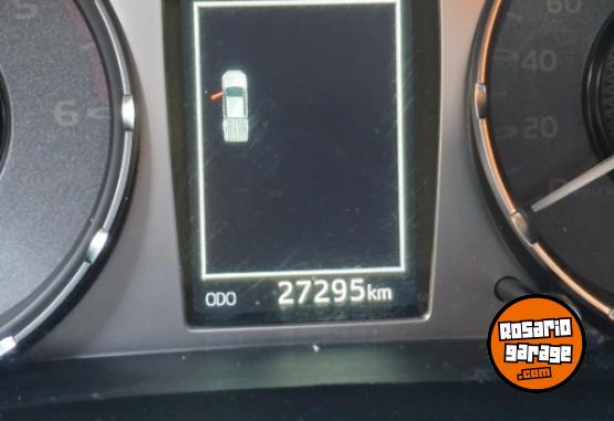 Camionetas - Toyota Hilux 2025 Diesel 27000Km - En Venta