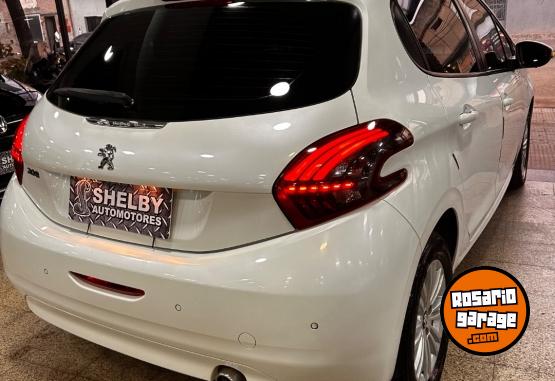 Autos - Peugeot 208 2018 Nafta 70000Km - En Venta