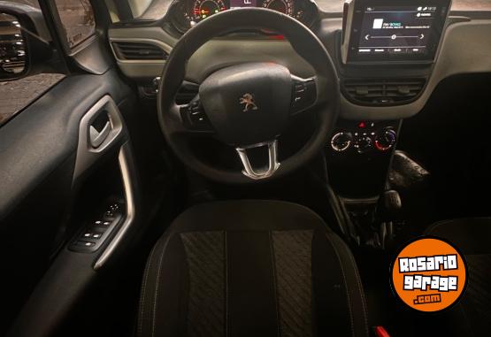 Autos - Peugeot 208 2018 Nafta 70000Km - En Venta
