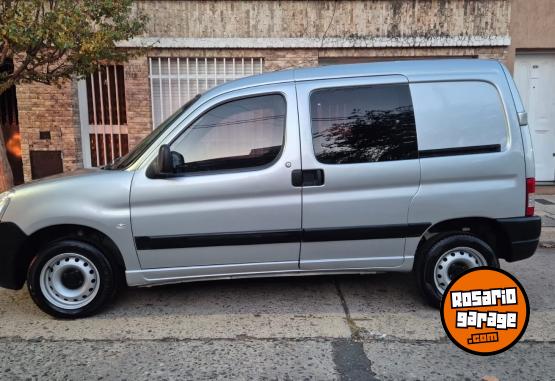 Utilitarios - Citroen Berlingo 2018 Diesel 160000Km - En Venta