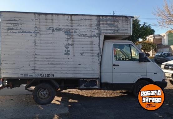 Utilitarios - Renault Rodeo 1992 Diesel 111111Km - En Venta