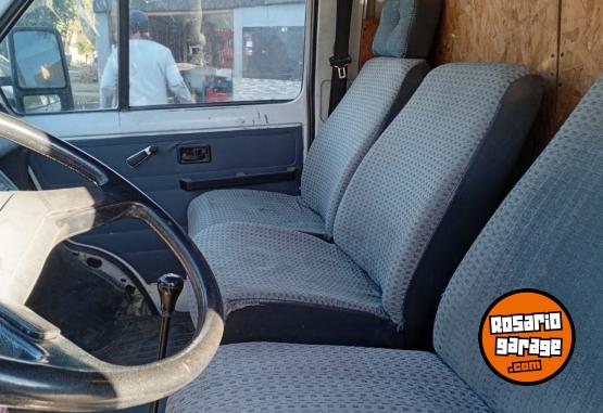 Utilitarios - Renault Rodeo 1992 Diesel 111111Km - En Venta