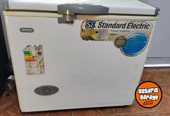 Hogar - Freezer Standard Electric 223L Dual � Anda Perfecto - En Venta