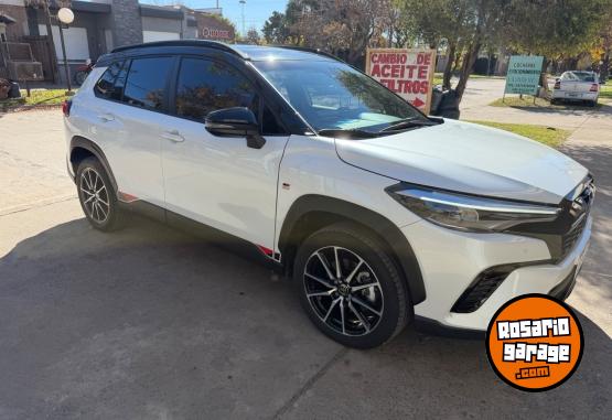 Autos - Toyota Corolla Cross GR 2023 Nafta 26500Km - En Venta