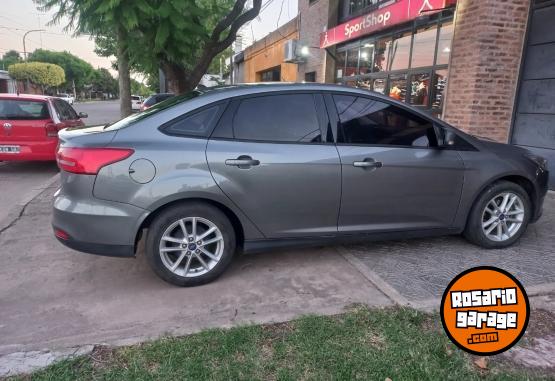 Autos - Ford Focus 1.6 2017 Nafta 230000Km - En Venta
