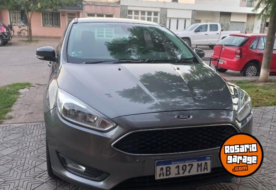 Autos - Ford Focus 1.6 2017 Nafta 230000Km - En Venta