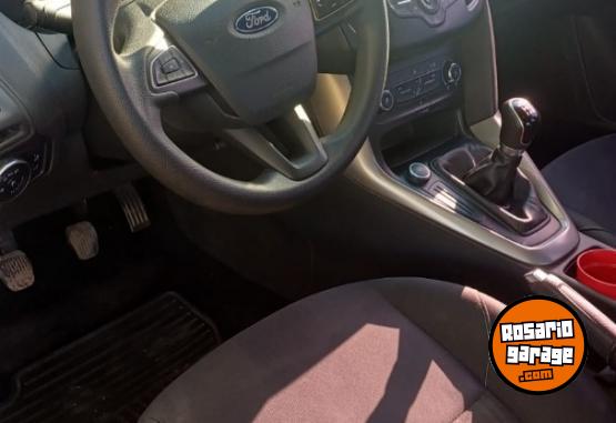 Autos - Ford Focus 1.6 2017 Nafta 230000Km - En Venta