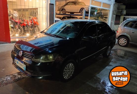 Autos - Volkswagen VOYAGE 2017 Nafta 120000Km - En Venta