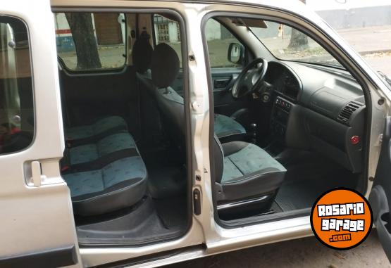 Utilitarios - Peugeot 2008 2008 Diesel 265000Km - En Venta