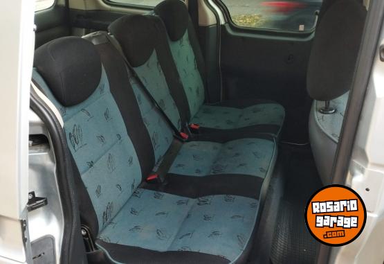 Utilitarios - Peugeot 2008 2008 Diesel 265000Km - En Venta