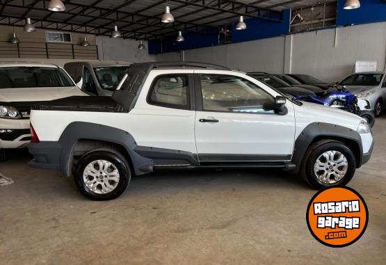 Camionetas - Fiat Strada Adventure 2011 Nafta  - En Venta