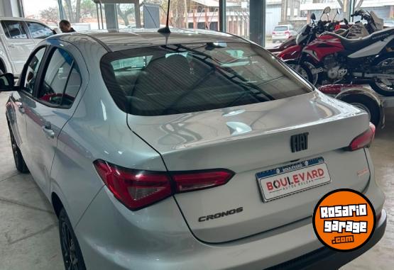 Autos - Fiat Cronos drive conectividad 2026 Nafta 4300Km - En Venta