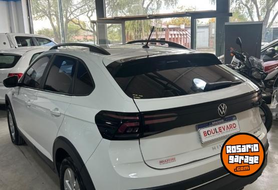 Autos - Volkswagen Nivus 2023 Nafta 18000Km - En Venta