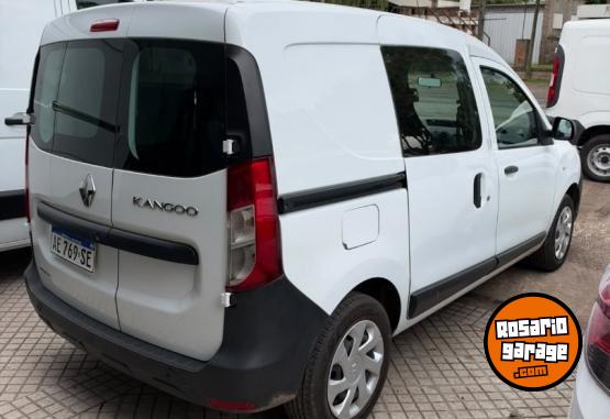 Utilitarios - Renault Kangoo mixta 2021 Nafta - En Venta