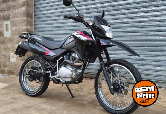 Motos - Honda XR 150 2025 Nafta 8000Km - En Venta