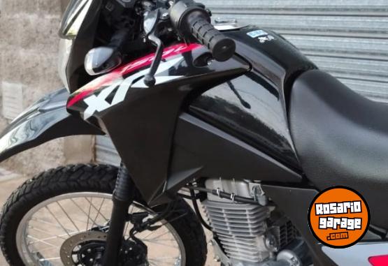 Motos - Honda XR 150 2025 Nafta 8000Km - En Venta