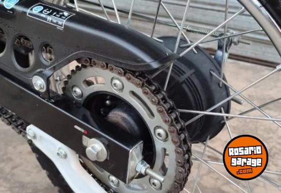 Motos - Honda XR 150 2025 Nafta 8000Km - En Venta