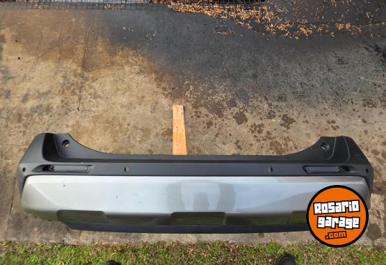 Accesorios para Autos - PARAGOLPE TRASERO Y BAGUETA TOYOTA RAV LIMITED 2026 - En Venta