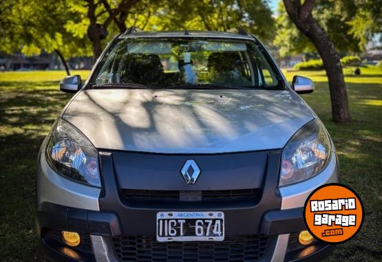 Autos - Renault Sandero stepway 2013 Nafta 105000Km - En Venta