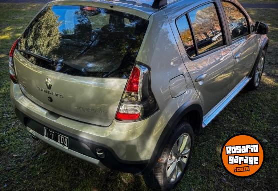 Autos - Renault Sandero stepway 2013 Nafta 105000Km - En Venta