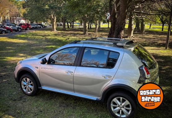 Autos - Renault Sandero stepway 2013 Nafta 105000Km - En Venta
