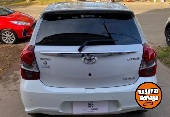 Autos - Toyota Etios Xls 1.5 2021 Nafta 60000Km - En Venta
