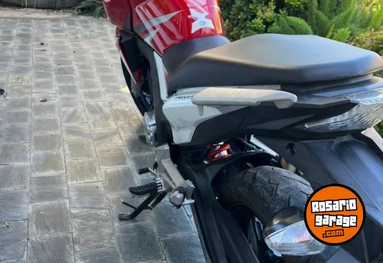 Motos - Honda twister 250 2018 Nafta 14000Km - En Venta