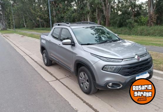 Camionetas - Fiat TORO permuto 2019 Nafta 134000Km - En Venta