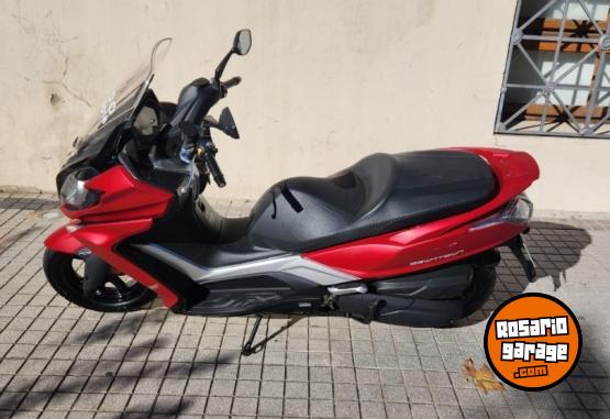 Motos - Kymco Downtown 2022 Nafta 6500Km - En Venta