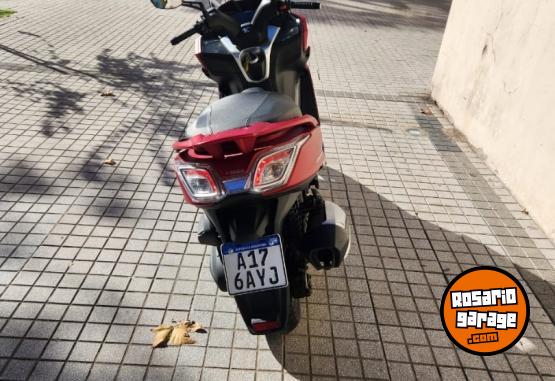 Motos - Kymco Downtown 2022 Nafta 6500Km - En Venta