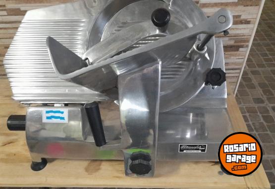 Hogar - Exibidora mostrador m�s cortadora de fiambre - En Venta