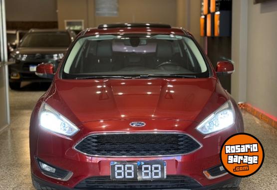 Autos - Ford FOCUS III SE PLUS 2017 Nafta 101000Km - En Venta