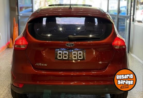 Autos - Ford FOCUS III SE PLUS 2017 Nafta 101000Km - En Venta