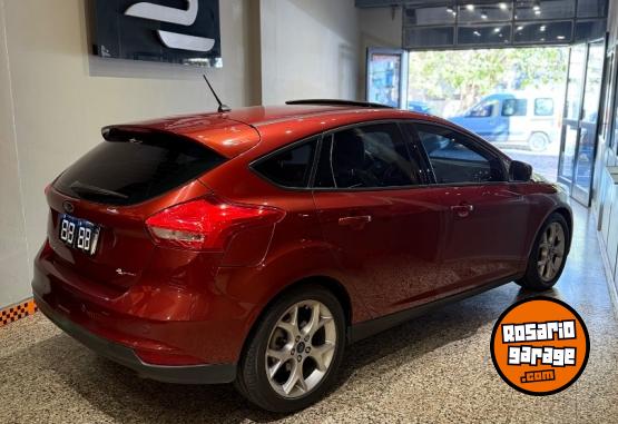 Autos - Ford FOCUS III SE PLUS 2017 Nafta 101000Km - En Venta