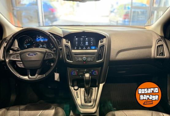 Autos - Ford FOCUS III SE PLUS 2017 Nafta 101000Km - En Venta