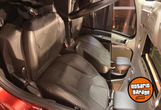 Autos - Ford FOCUS III SE PLUS 2017 Nafta 101000Km - En Venta