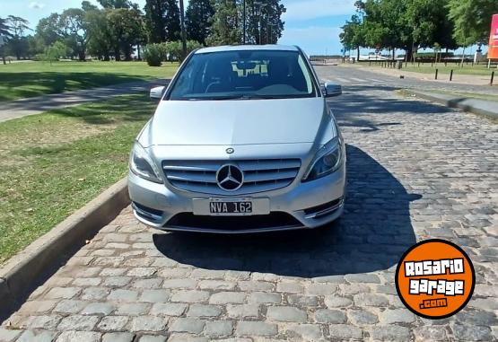 Autos - Mercedes Benz B200 MT 2014 Nafta 110000Km - En Venta