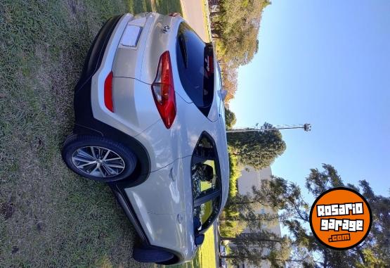 Autos - Hyundai 4x2 2016 Nafta 106000Km - En Venta