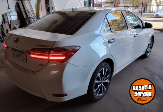 Autos - Toyota COROLLA SEG 1.8 CVT 2018 Nafta 105000Km - En Venta