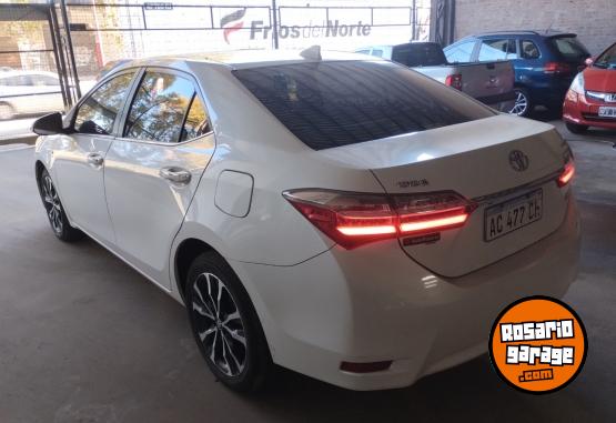 Autos - Toyota COROLLA SEG 1.8 CVT 2018 Nafta 105000Km - En Venta