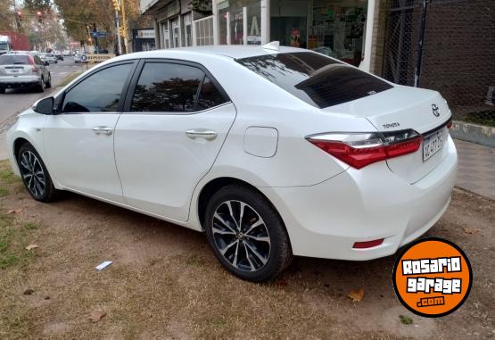 Autos - Toyota COROLLA SEG 1.8 CVT 2018 Nafta 105000Km - En Venta