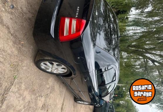 Autos - Chevrolet Astra 2011 GNC 240000Km - En Venta