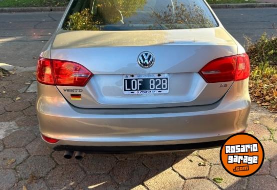 Autos - Volkswagen Vento 2.5 automático 2012 Nafta 163000Km - En Venta