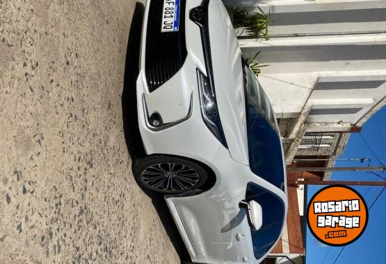 Autos - Toyota Corolla seg 2023 Nafta 20000Km - En Venta