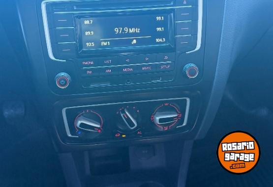 Autos - Volkswagen Suran 2018 GNC 130000Km - En Venta