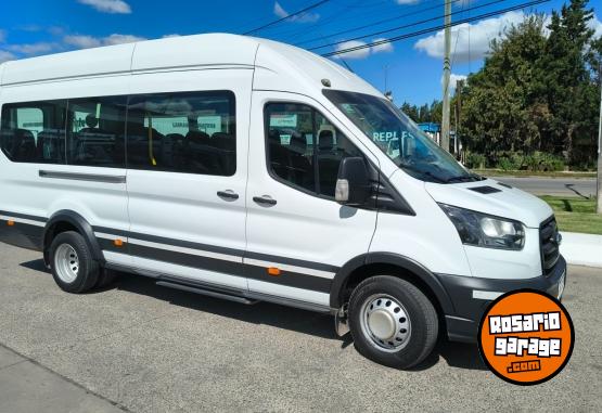 Utilitarios - Ford Transit 2023 Diesel 43000Km - En Venta